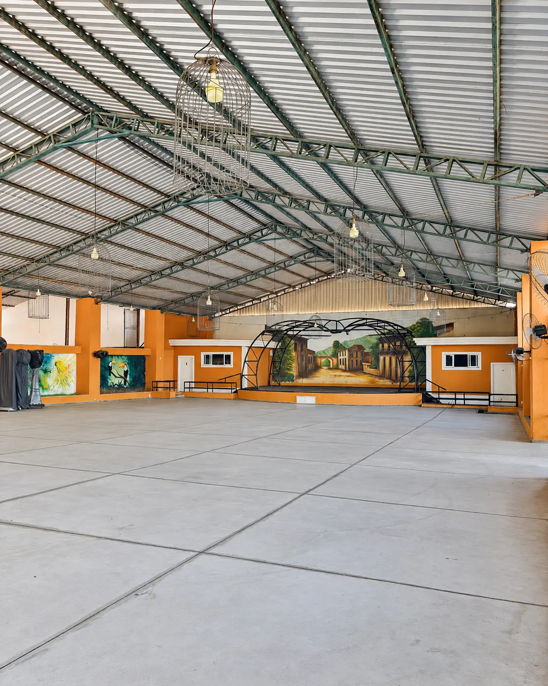 Auditório grande vazio